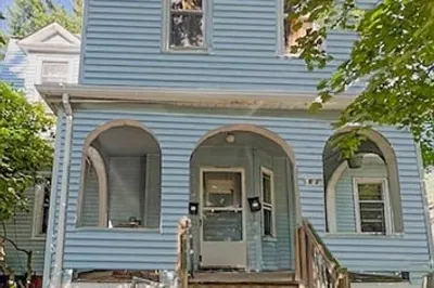162 Northampton Ave 1