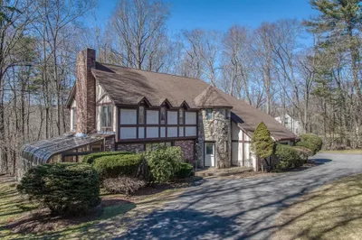 28 Lancaster Rd 1