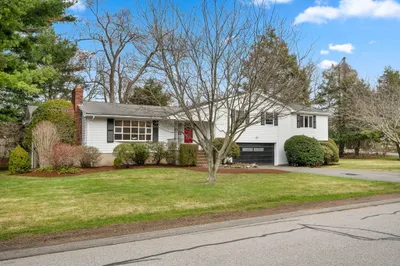 142 Worthen Rd 1