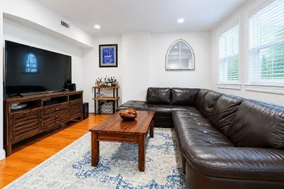15 Garrison St ##1 1