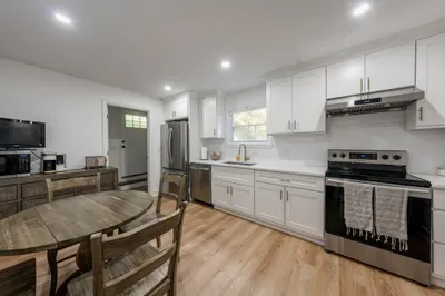 281 Washington Ave #1
