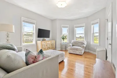 41 Boardman St #2