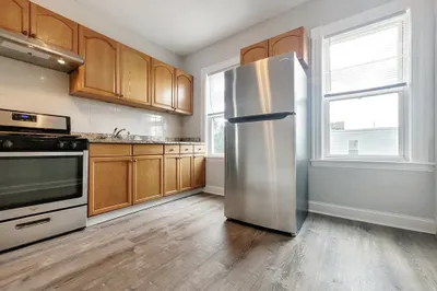 35 Dunlap St #3 1