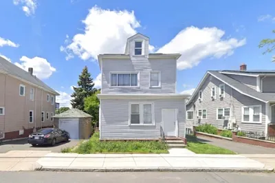 120 Hermon St 1