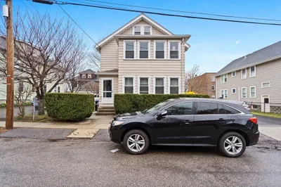 13 Worcester St #13