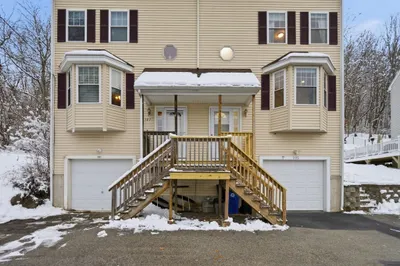 105 Ferry Rd #105