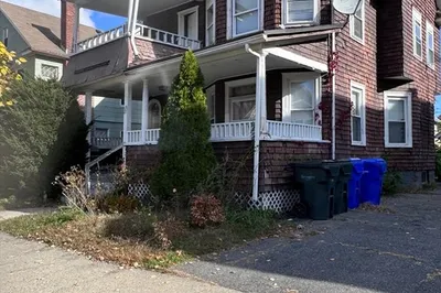 43 Colonial Ave 1