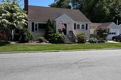 220 Belair St 1