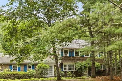18 Constitution Dr 1
