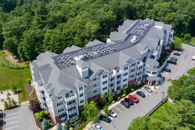 8 Island Court #407 1