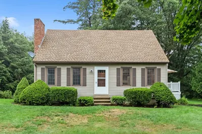13 Woodland Dr 1