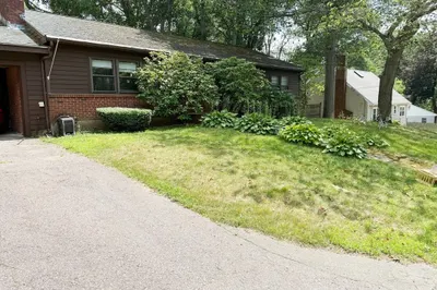10 Woodside Rd #2