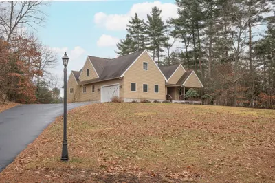 26 Upland Drive 1