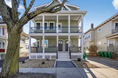 117 Emerald St #117 1