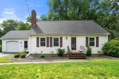 16 Plant Ave 1