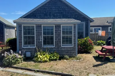 658 Shore Rd #8 1