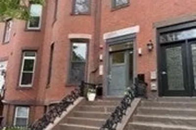 750 E 4th St #3