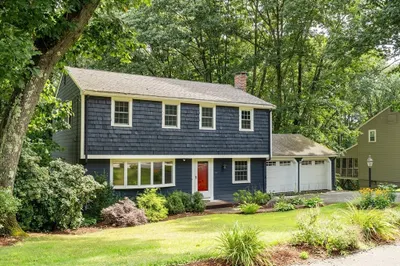 44 Cheryl Dr