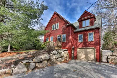 37 Forsythia Dr 1