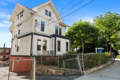 276 Washington Ave
