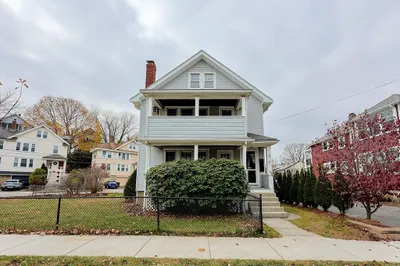 33 Woodleigh Rd #2