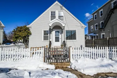 111 Fruit St 1