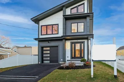 8 Gardner St #8
