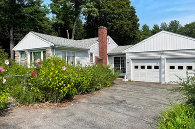22 Maple St