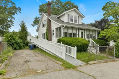 25 Bickford Rd 1