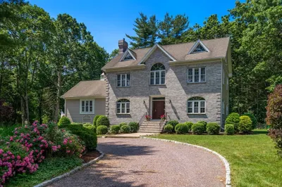 23 Trailside Rd 1
