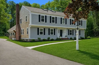 11 Winding Way 1