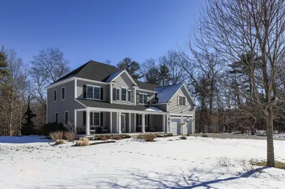 21 Chamberlains Mill Ln 1