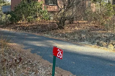 26 Hitching Post Rd 1