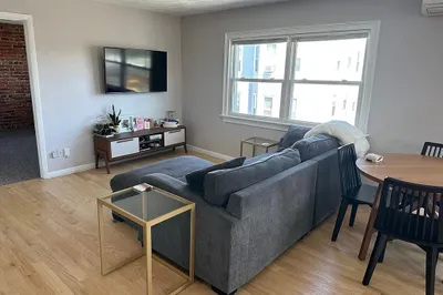 314 E 8th Street #3
