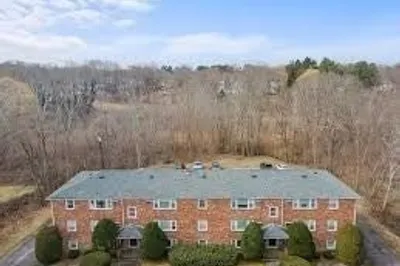 157 Stone Street #8
