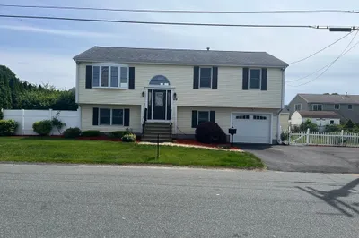 49 Woodman St
