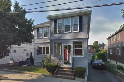 115 Clarence Street #2 1