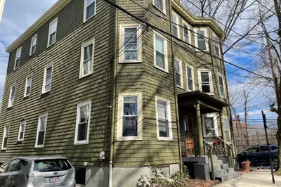 1 Brook Street #1R