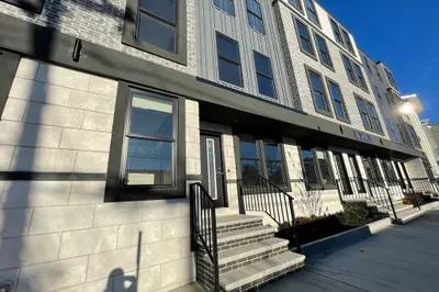 60 Shirley Ave #103