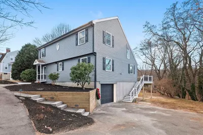 9 Kathleen Dr 1