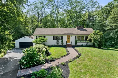 47 Pennfield Rd 1