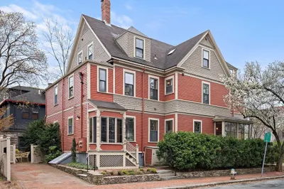 48 Hawthorn Street #2
