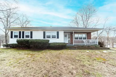 7 Anderson Ln 1