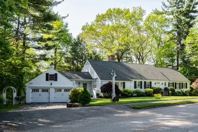 73 Greylock Rd