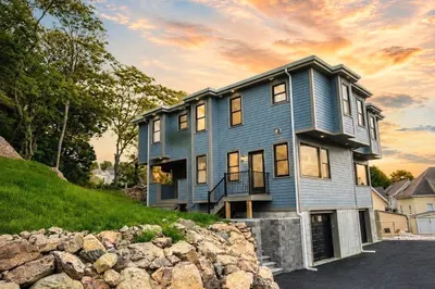 20 Bellair St #B 1