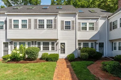 25 W. Bulfinch St #6