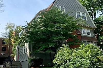 15 Braemore Road #1