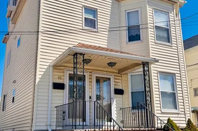 34 Medford St #1