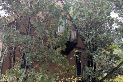 20 Indian Hill Rd 1