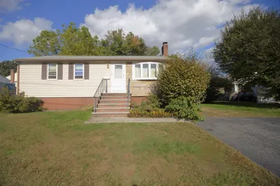 103 Laurel Rd